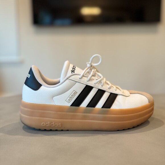 VL Court Bold Shoes Women's size 8.5 - Picture 4 of 7